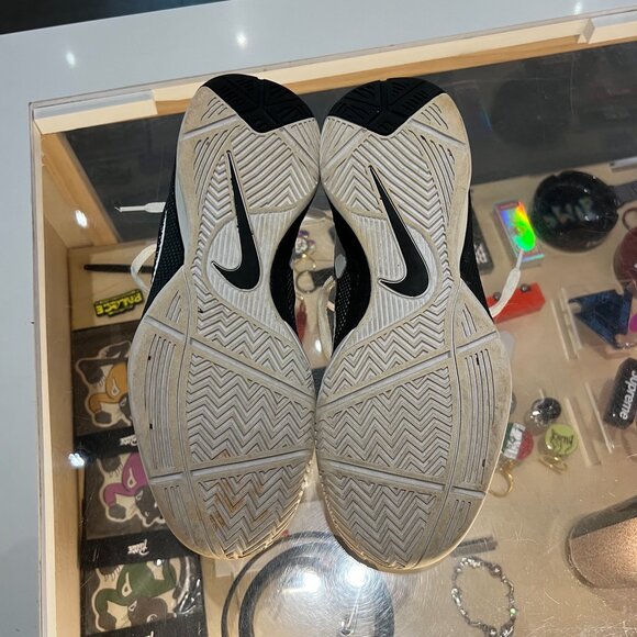 Size 11 • Zoom Hyperfuse 2011 Low TB - Picture 4 of 6